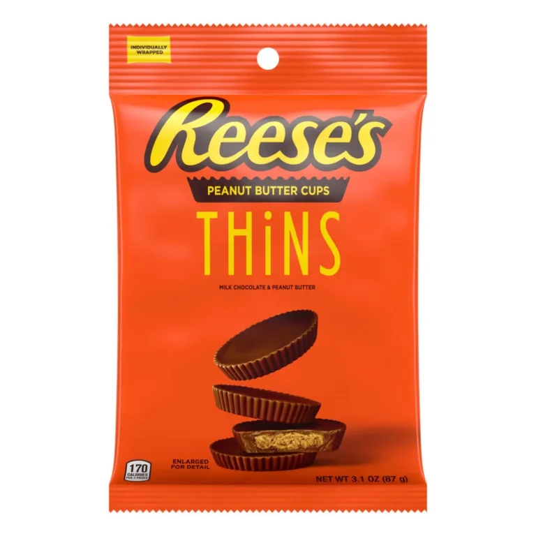 Emballasje med Reese's-logo og bilde av sjokoladebiter fylt med peanøttsmør.
